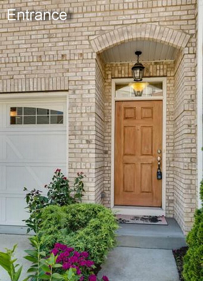 22688 Flowing Spring Square in Ashburn, VA - Building Photo - Building Photo