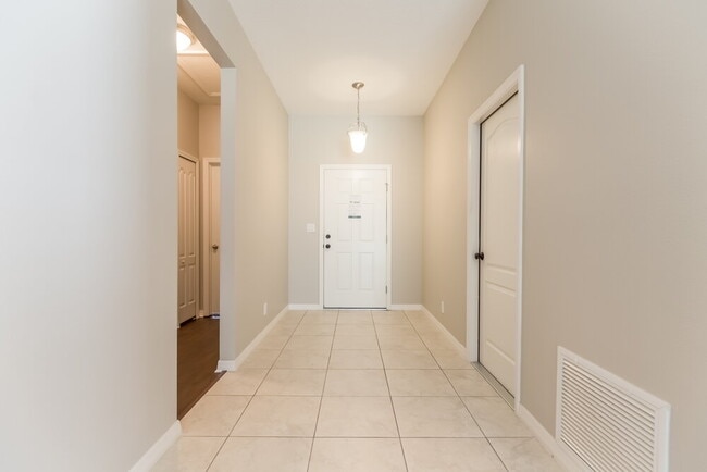 831 Crooked Branch Dr in Clermont, FL - Building Photo - Building Photo