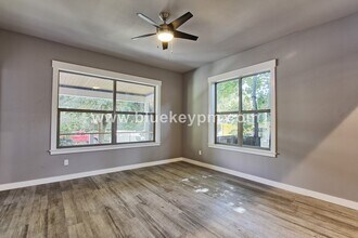 215 NE 30th Ave in Portland, OR - Building Photo - Building Photo