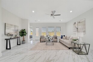 7611 Athlone Dr in Houston, TX - Building Photo