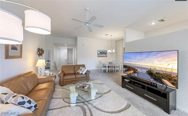 640 Lalique Cir in Naples, FL - Building Photo - Building Photo