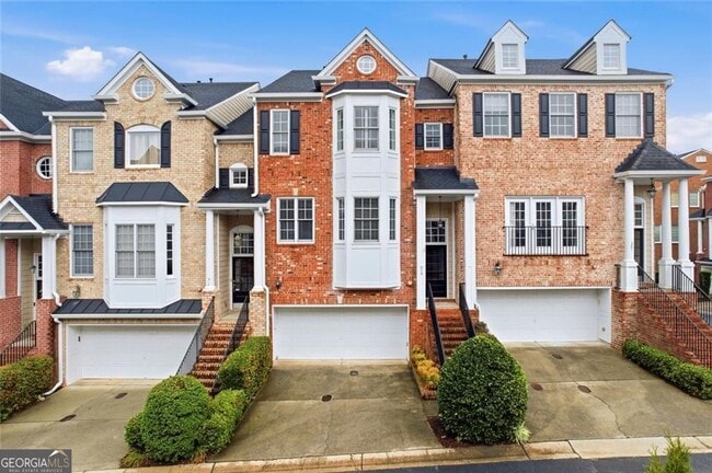 property at 319 Creekbank Way SE