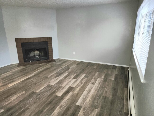 3935 Stonedike Dr in Colorado Springs, CO - Building Photo - Building Photo