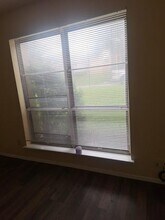 376 Valley Park Dr in Garland, TX - Building Photo - Building Photo