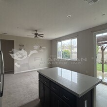 498 Glendon Pl in Merced, CA - Building Photo - Building Photo
