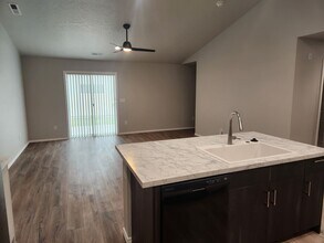 688 W Screech Owl Dr in Kuna, ID - Building Photo - Building Photo