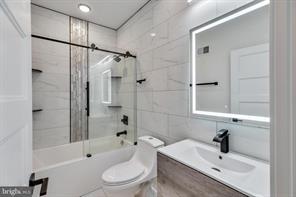 1617 Brown St in Philadelphia, PA - Building Photo - Building Photo