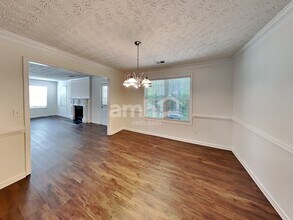 104 Arbor Creek Way in Dallas, GA - Foto de edificio - Building Photo