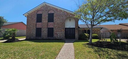 47 W Dansby Dr in Galveston, TX - Building Photo - Building Photo