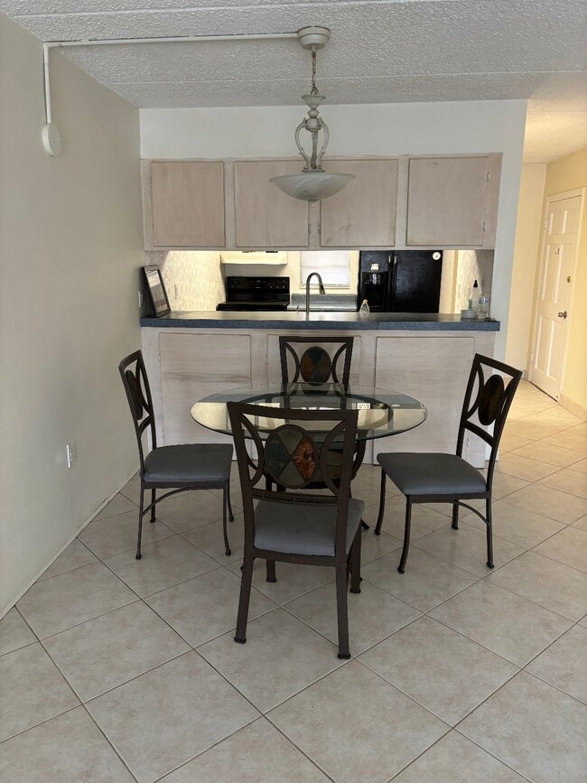 12760 Indian Rocks Rd, Unit 1048 in Largo, FL - Building Photo - Building Photo