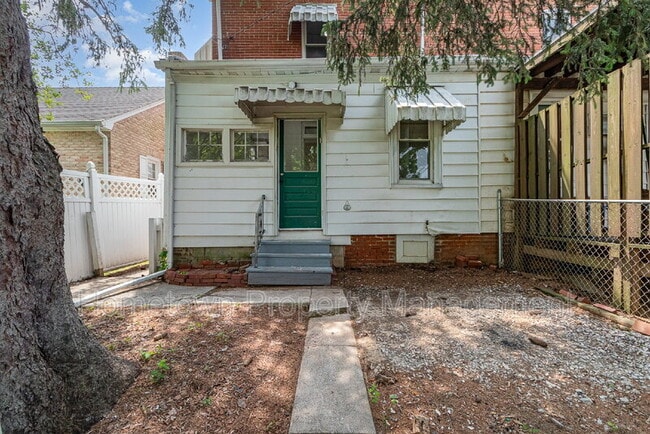 303 Ridge Ave in Mcsherrystown, PA - Building Photo - Building Photo