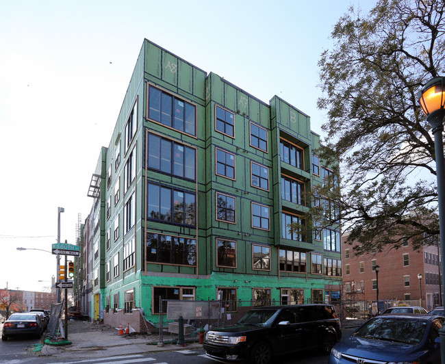 2400 South in Philadelphia, PA - Building Photo - Building Photo