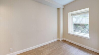 357 Fulton St-Unit -209 in San Francisco, CA - Building Photo - Building Photo