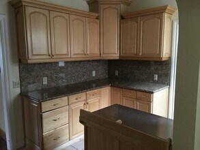 108 Mira Mar Ave, Unit 108 Mira Mar Ave. in Long Beach, CA - Building Photo - Building Photo
