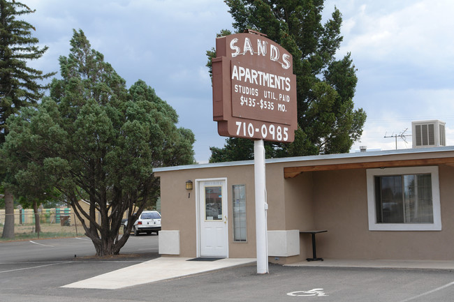 Sands Apartments in Moriarty, NM - Foto de edificio - Building Photo