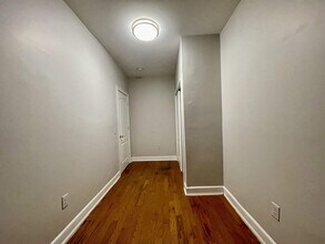 6120 Monroe Pl in West New York, NJ - Building Photo - Building Photo