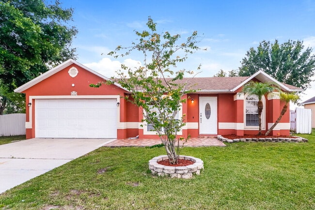 property at 2702 Woodstream Cir