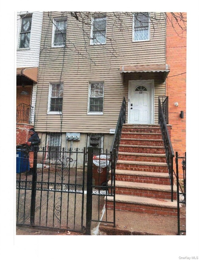 68 Weirfield St in Brooklyn, NY - Building Photo - Building Photo