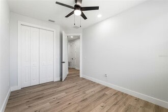 2608 W St Joseph St in Tampa, FL - Building Photo - Building Photo