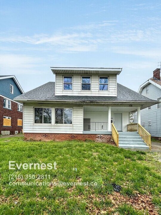 3445 Martin Luther King Jr Dr in Cleveland, OH - Building Photo