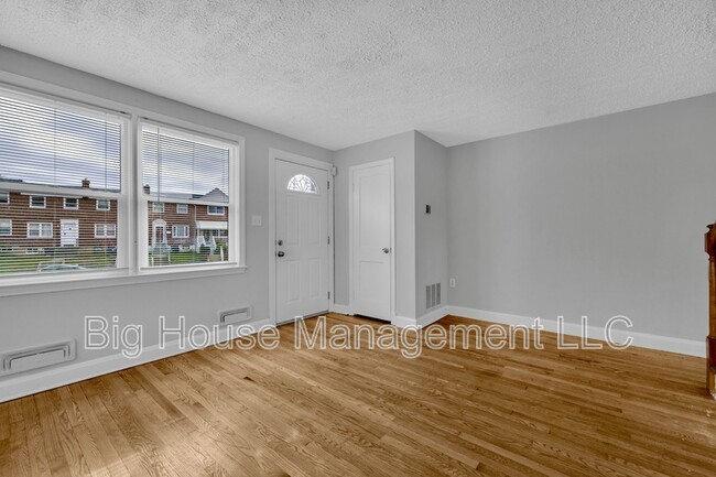 property at 4310 Roberton Ave