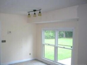 513 Woodberry Cir in Raeford, NC - Building Photo - Building Photo