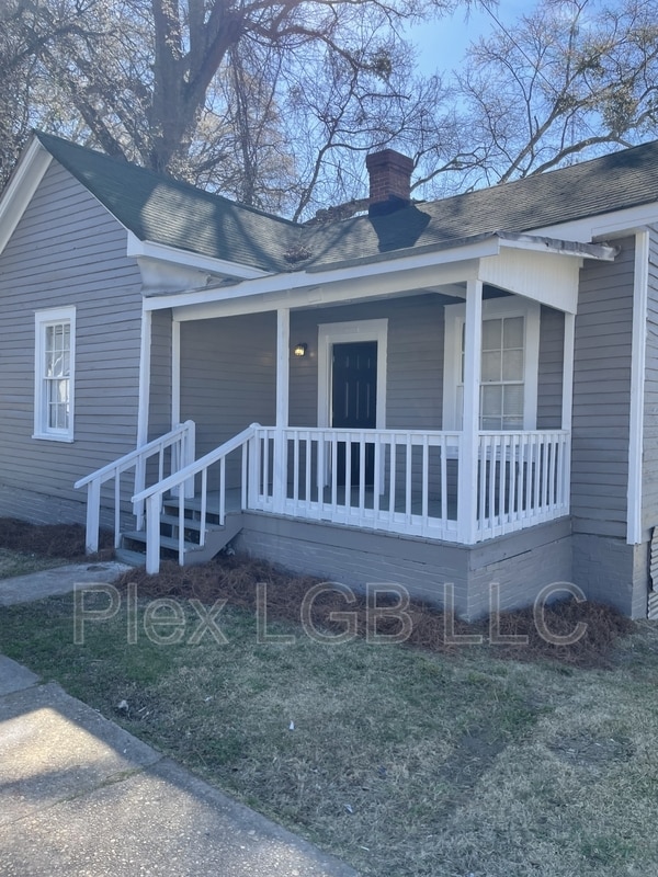 property at 1006 Greenville St