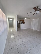 2127 NW 7th St in Fort Lauderdale, FL - Building Photo - Building Photo
