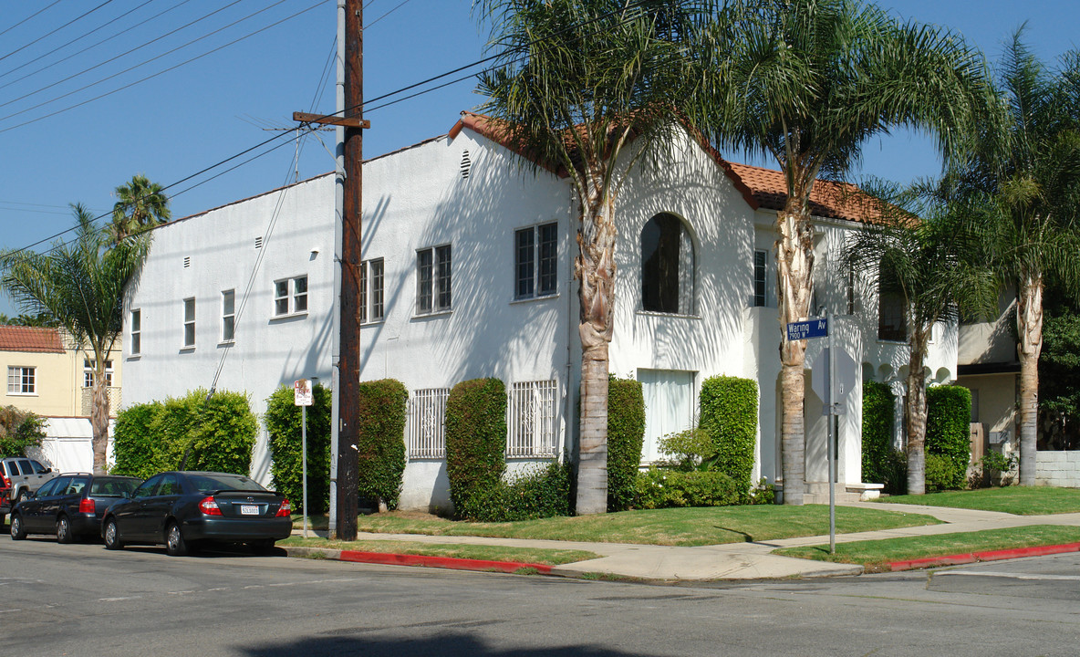 801 N Hayworth Ave in Los Angeles, CA - Building Photo