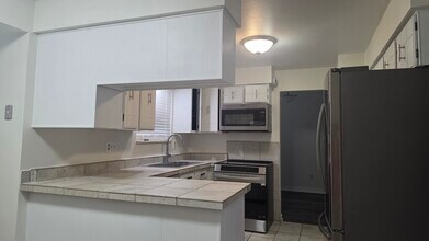 1746 S Pierson St in Lakewood, CO - Building Photo - Building Photo