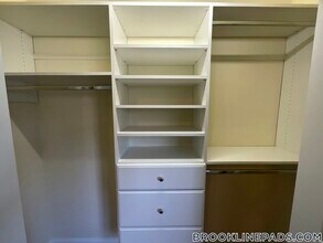 94 Thornton Rd in Brookline, MA - Building Photo - Building Photo