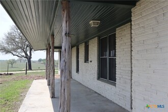 5857 FM 466 in Seguin, TX - Building Photo - Building Photo