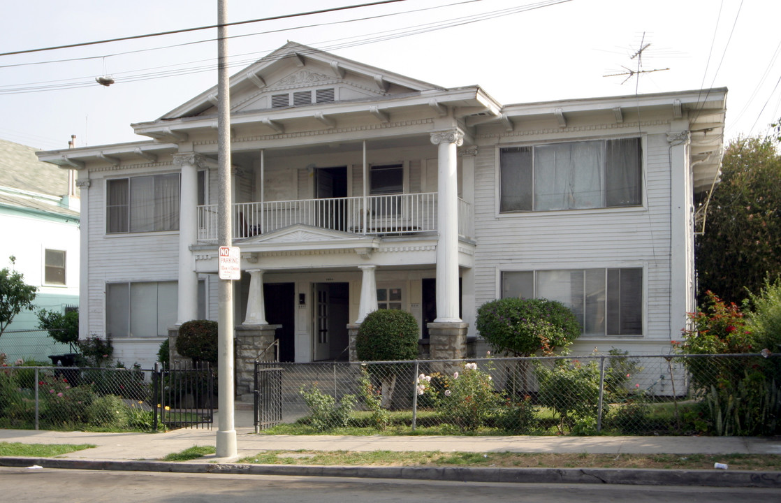 2207 E 2nd St in Los Angeles, CA - Building Photo