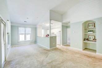2233 Egret Crest Ln in Charleston, SC - Building Photo - Building Photo