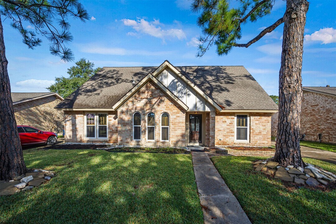 21422 Park Willow Dr in Katy, TX - Building Photo