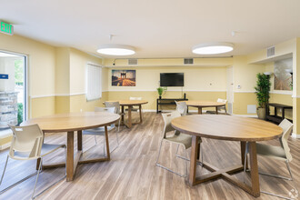 Commons @ Oak Grove in Oakley, CA - Building Photo - Building Photo