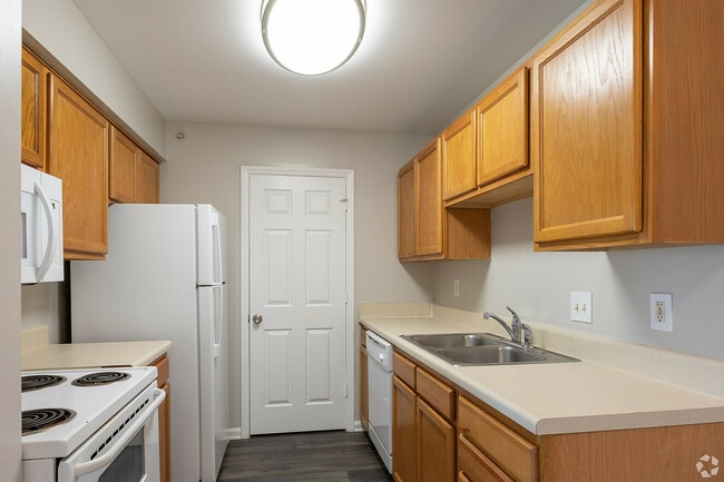 Purcellville Pointe Apartments in Purcellville, VA - Building Photo - Building Photo