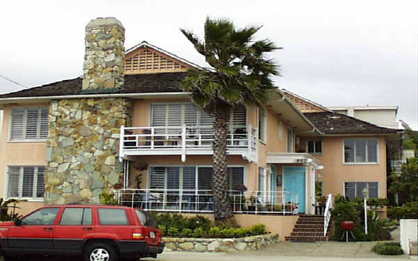 Casa del Mar in Laguna Beach, CA - Building Photo