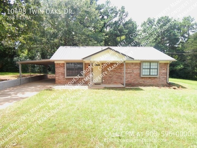 10498 Twin Oaks Dr in Tyler, TX - Building Photo - Building Photo