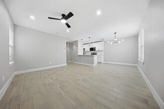 9716 Fillmore St in Houston, TX - Building Photo - Building Photo