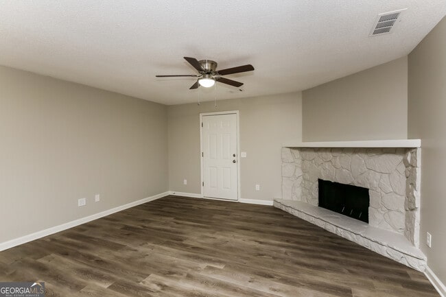 2535 Valient Dr in Cumming, GA - Building Photo - Building Photo