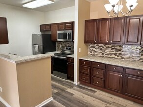 18493 E Kepner Pl in Aurora, CO - Building Photo - Building Photo