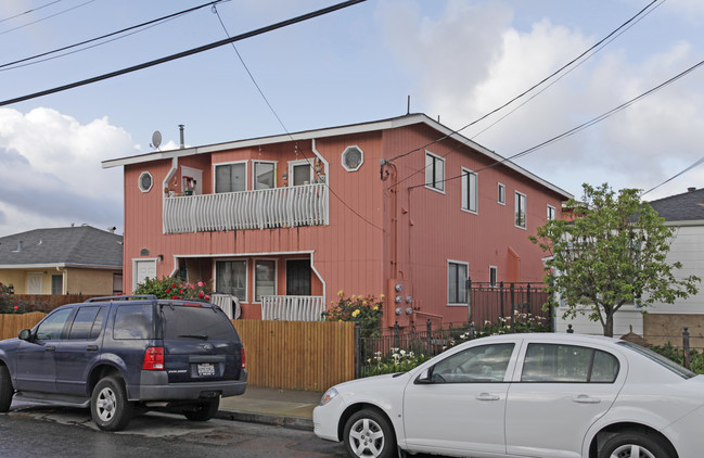 22943 Sutro St in Hayward, CA - Building Photo - Building Photo