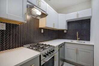 Uptown Terrace in Denver, CO - Building Photo - Building Photo