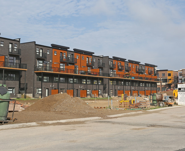 Gallery Towns - Phase II in Guelph, ON - Building Photo - Building Photo