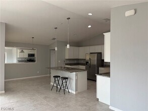 910 NW 8th Terrace in Cape Coral, FL - Building Photo - Building Photo