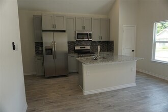 9761 Black Gum in Willis, TX - Building Photo - Building Photo