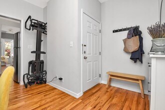 512 1st St in Hoboken, NJ - Foto de edificio - Building Photo