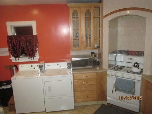 00 Mountain in Boston, MA - Building Photo - Building Photo