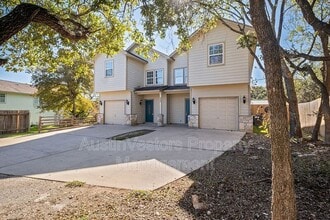 1003 Canyon Edge Dr in Austin, TX - Building Photo - Building Photo